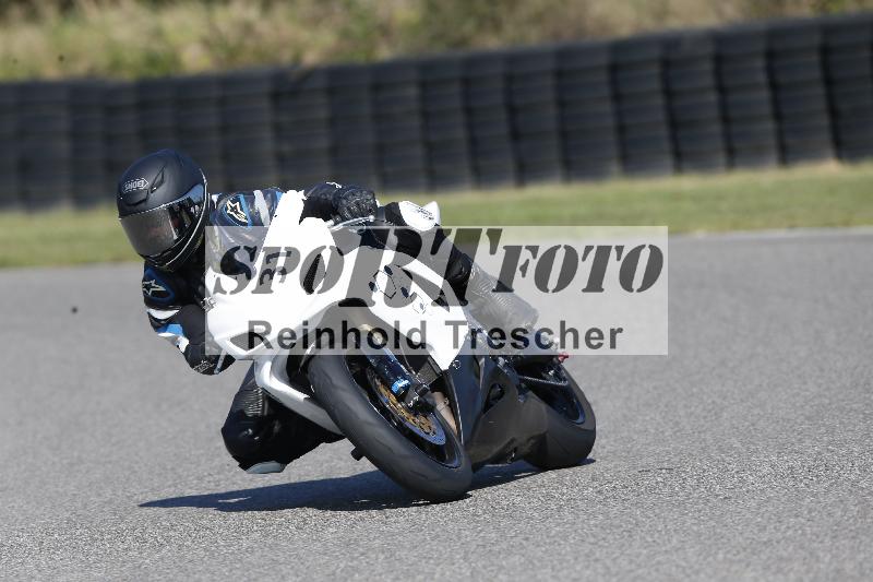 /Archiv-2025/49 26.08.2025 Cornu Master School ADR/blau-bleu/31